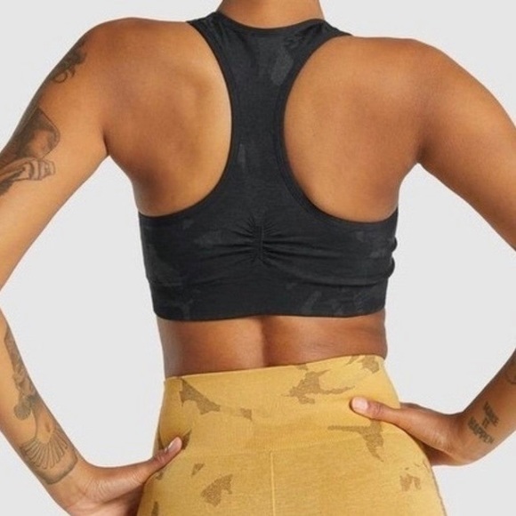 NEW Gymshark Adapt Camo Savanna Seamless Racerback Sports Bra, Black - Picture 2 of 4